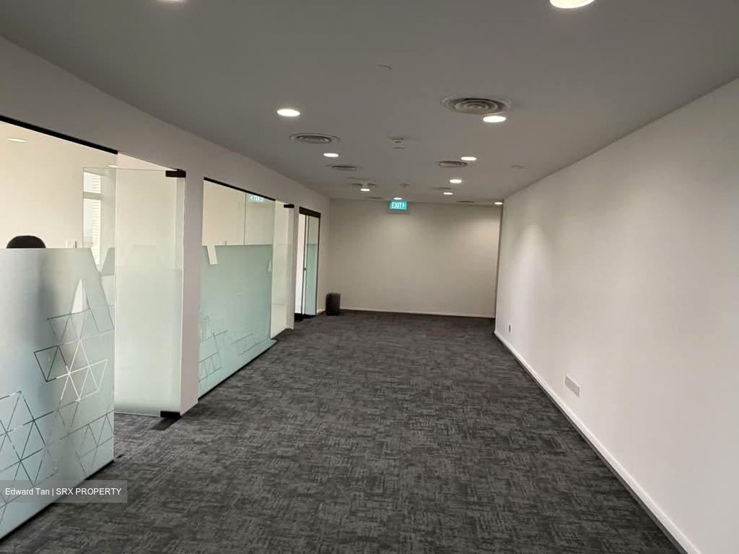Peninsula Plaza (D6), Office #606791261
